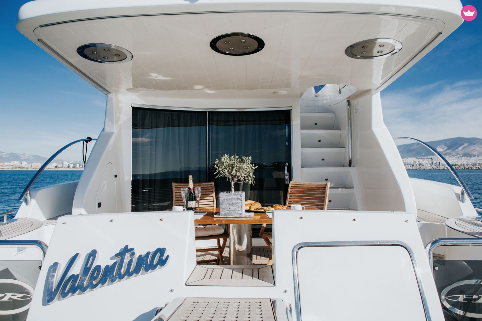 Charter Motorboat Pr Marine Pr Marine 62 Athens