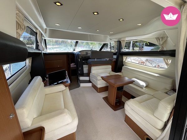 Bateau à moteur Jeanneau Prestige 440 850cv 7