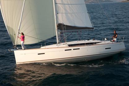 Charter Sailboat Jeanneau Sun Odyssey 419 Bormes-les-Mimosas