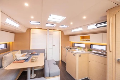 Czarter Jacht żaglowy  DUFOUR 41 - ZE (3D/2C) Bandol