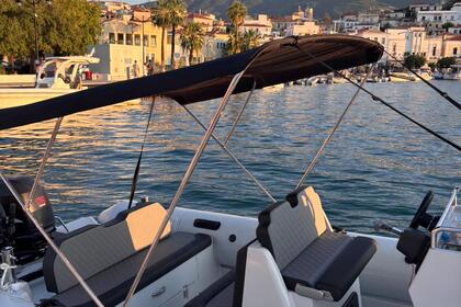Hyra båt RIB-båt Marvel 690 Aegina