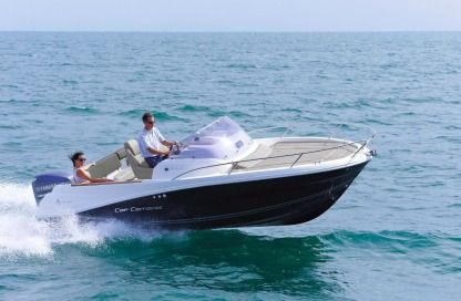 Аренда Моторная яхта Jeanneau Cap Camarat 650 Wa Мандельё-ла-Напуль