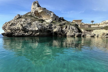 The first safe and luxury boat  NO license