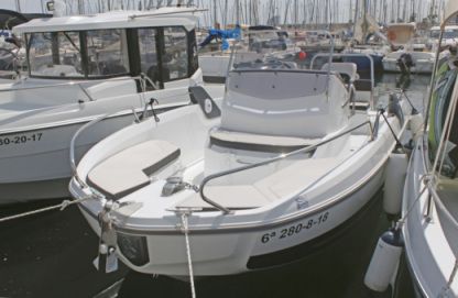 Charter Motorboat Beneteau Flyer 6.6 Spacedeck "llobarro" Barcelona