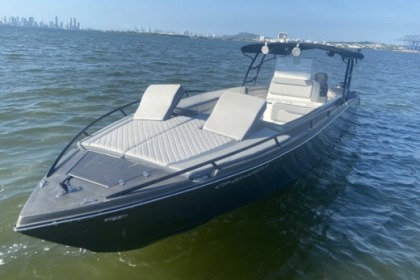 Luxury boat all day in Cartagena