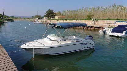 Location Bateau à moteur Jeanneau Cap-Ferret Hyères
