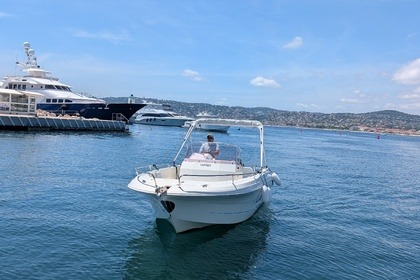 Location Bateau à moteur Pacific Craft 625 open Antibes