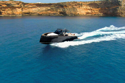 Hire Motor yacht Pardo 50 Barcelona