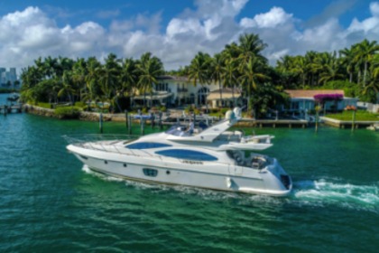 Rental Motor yacht LAZZARA 75 Miami