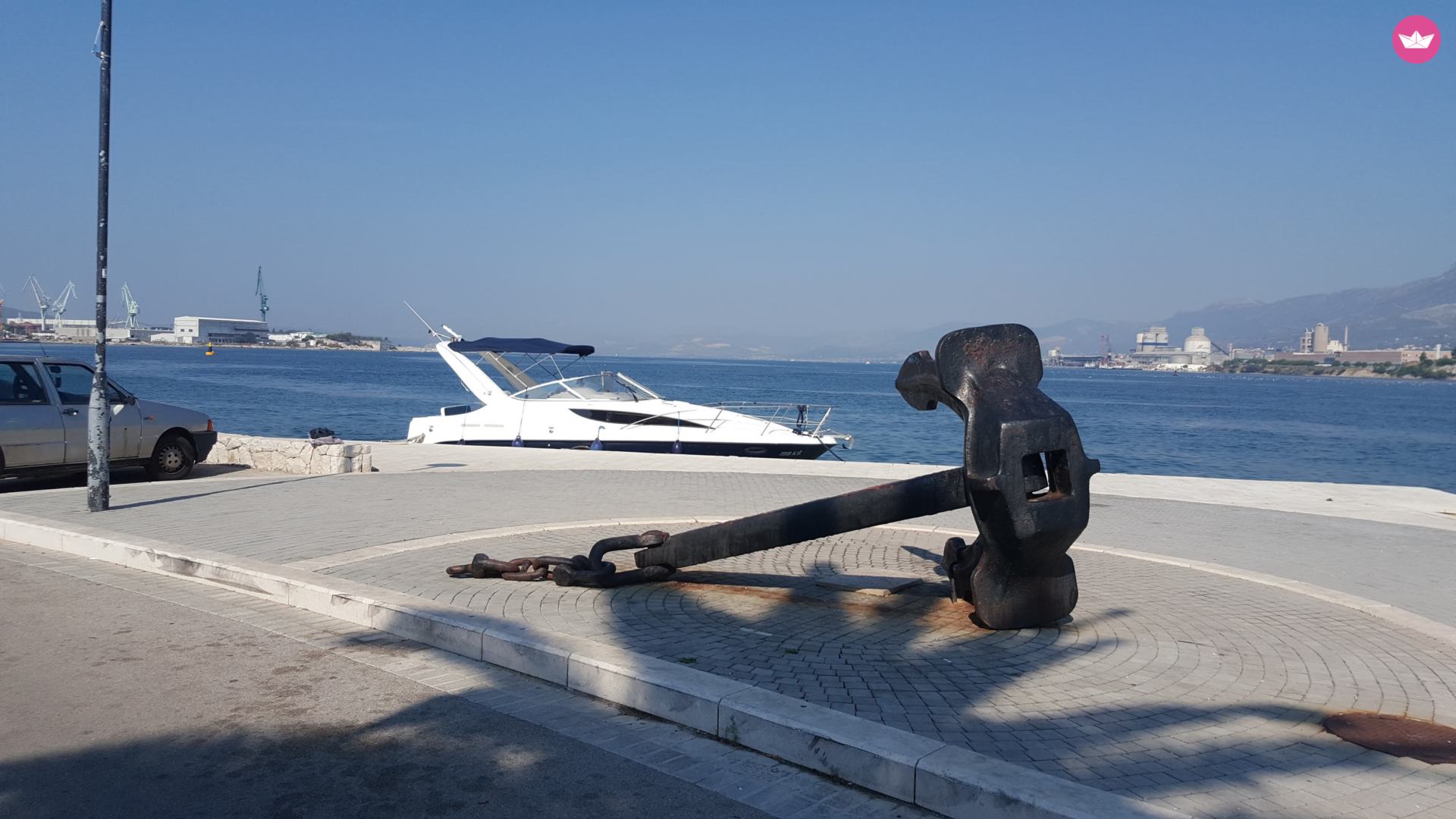 Charter motorboat in Split  