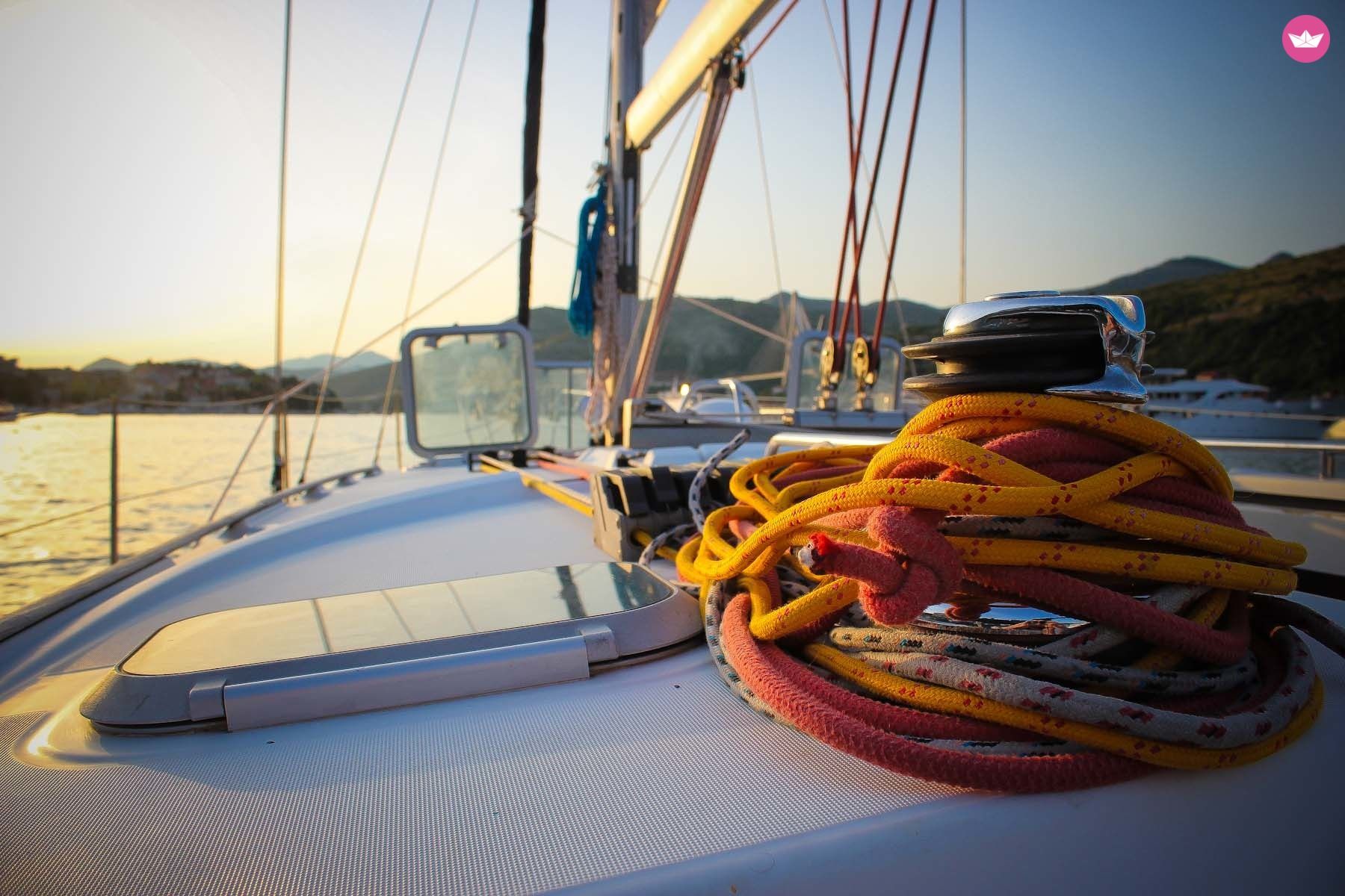 Sailboat Jeanneau Sun Odyssey 43 for hire