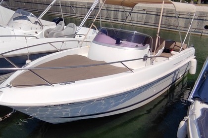 Hire Motorboat B2 Marine Cap Ferret 552 Open Aix-les-Bains