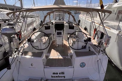 Hyra båt Segelbåt Jeanneau Sun Odyssey 389 Portocolom