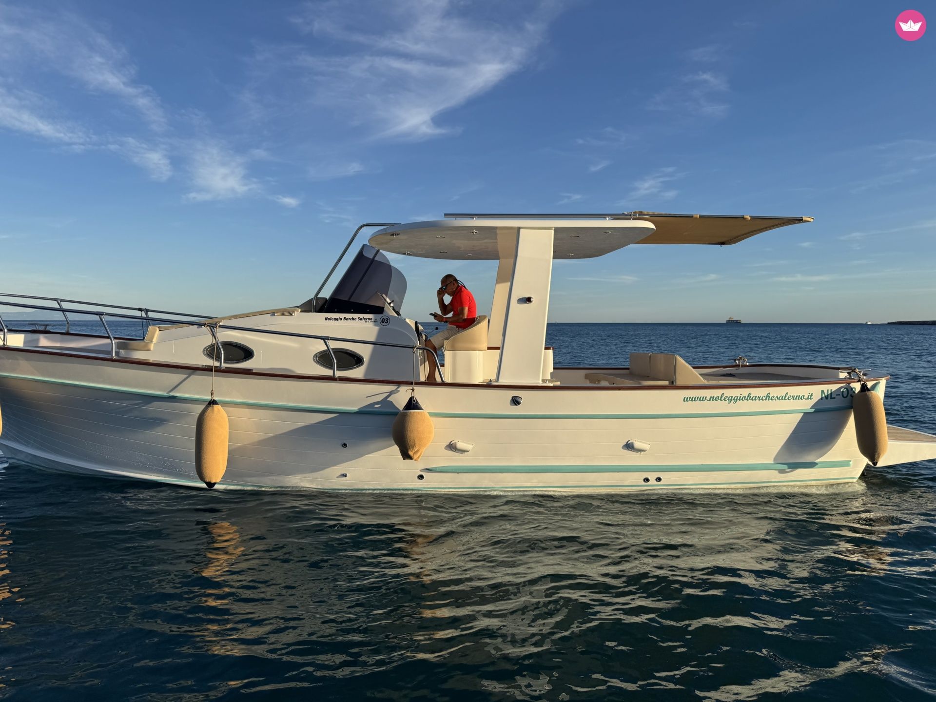 Bateau à moteur FPJ A