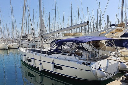 Charter Sailboat Bavaria Yachtbau Bavaria C45 - 5 cab. Alimos