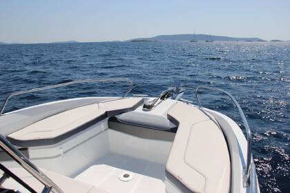 Location Bateau à moteur Benneteau flyer 6,6 Marseille