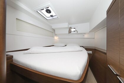 Lagoon 40 – Your Floating Paradise