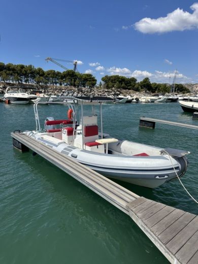rent-caribe-ub-24-rib-2017-in-marseille-click-boat