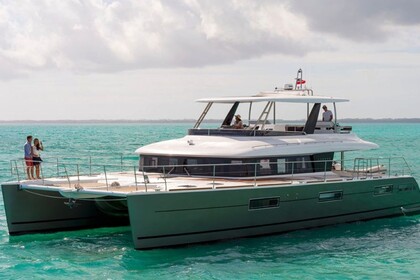 Location Catamaran Lagoon Lagoon 630 Power Crewed Nassau