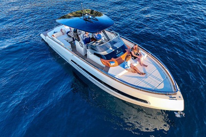 Invictus Yacht GT370