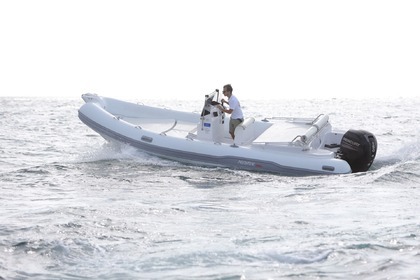 Hyra båt RIB-båt Predator 650 Syrakusa