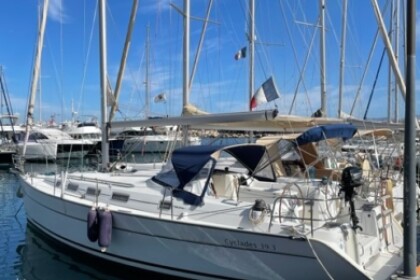 Rental Sailboat Beneteau Cyclade 39.3 Marseille