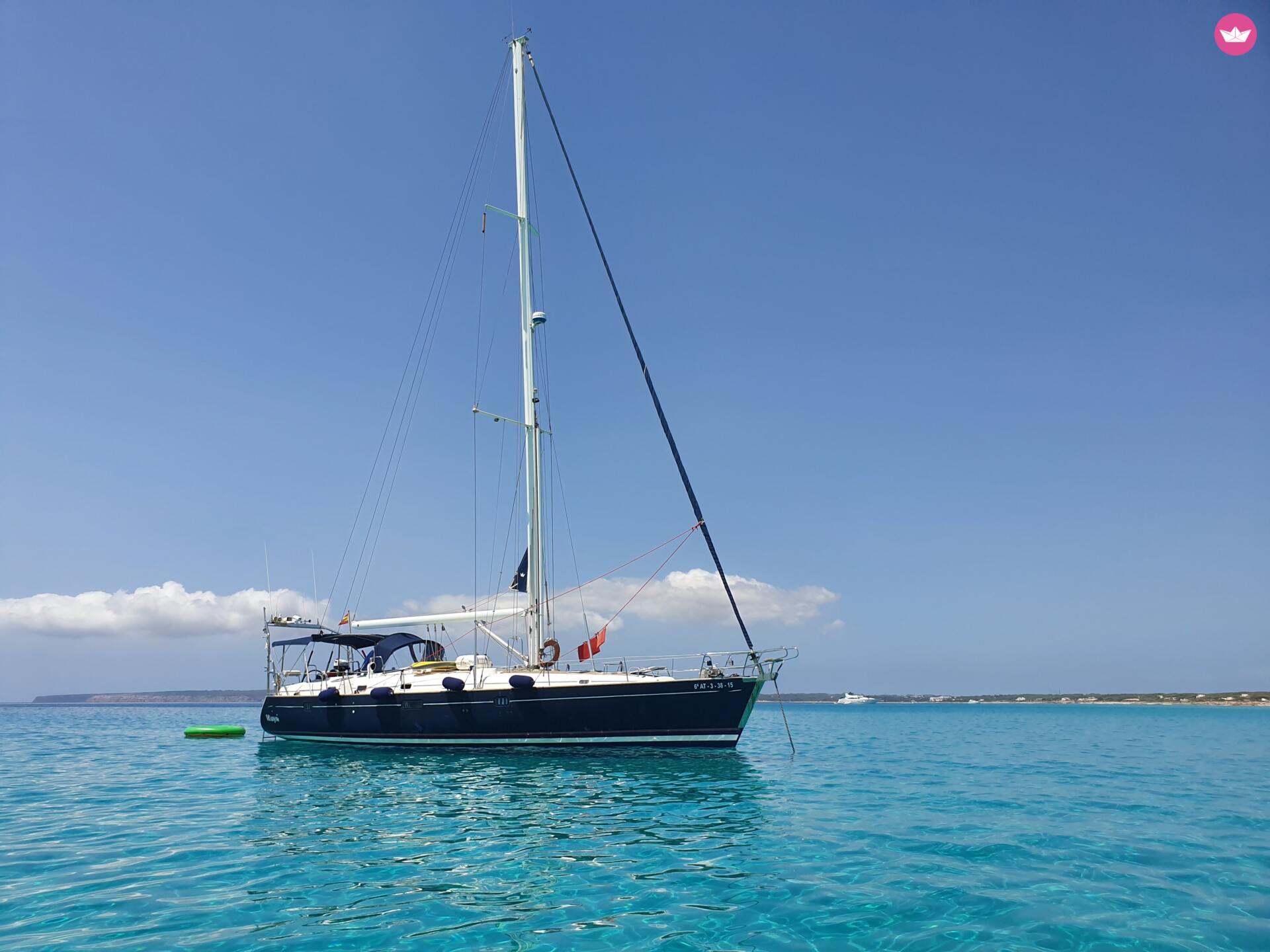 Hire Beneteau 50