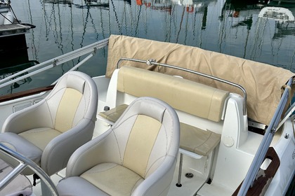 Charter Motorboat Beneteau Flyer 650 La Rochelle