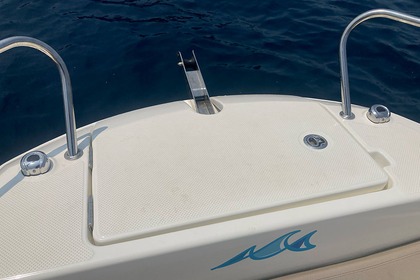 Quicksilver Active 605 open