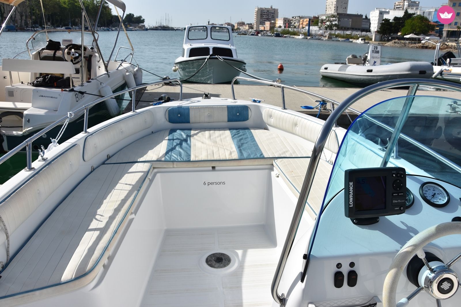 Tusek Cobra 499F in Zadar for hire