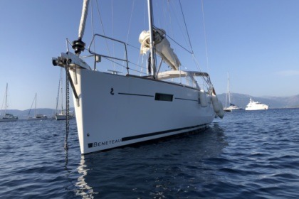 Hire Beneteau Oceanis 41