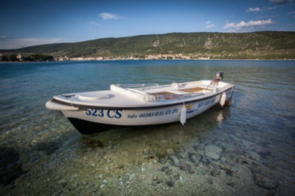 Rental Motorboat Adria Adria 500 Cres