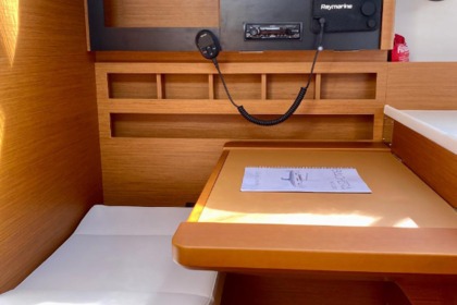 Sun Odyssey 410 2023