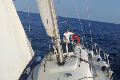 Hire Sailboat C&C C&C 29 San Lorenzo al Mare