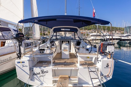 Velero BENETEAU OCEANIS 38.1 11.5m.