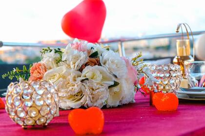 2010 Yacht with (12CAP) B36