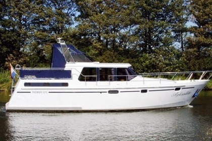 Rental Houseboat Premier 1275 Biddinghuizen