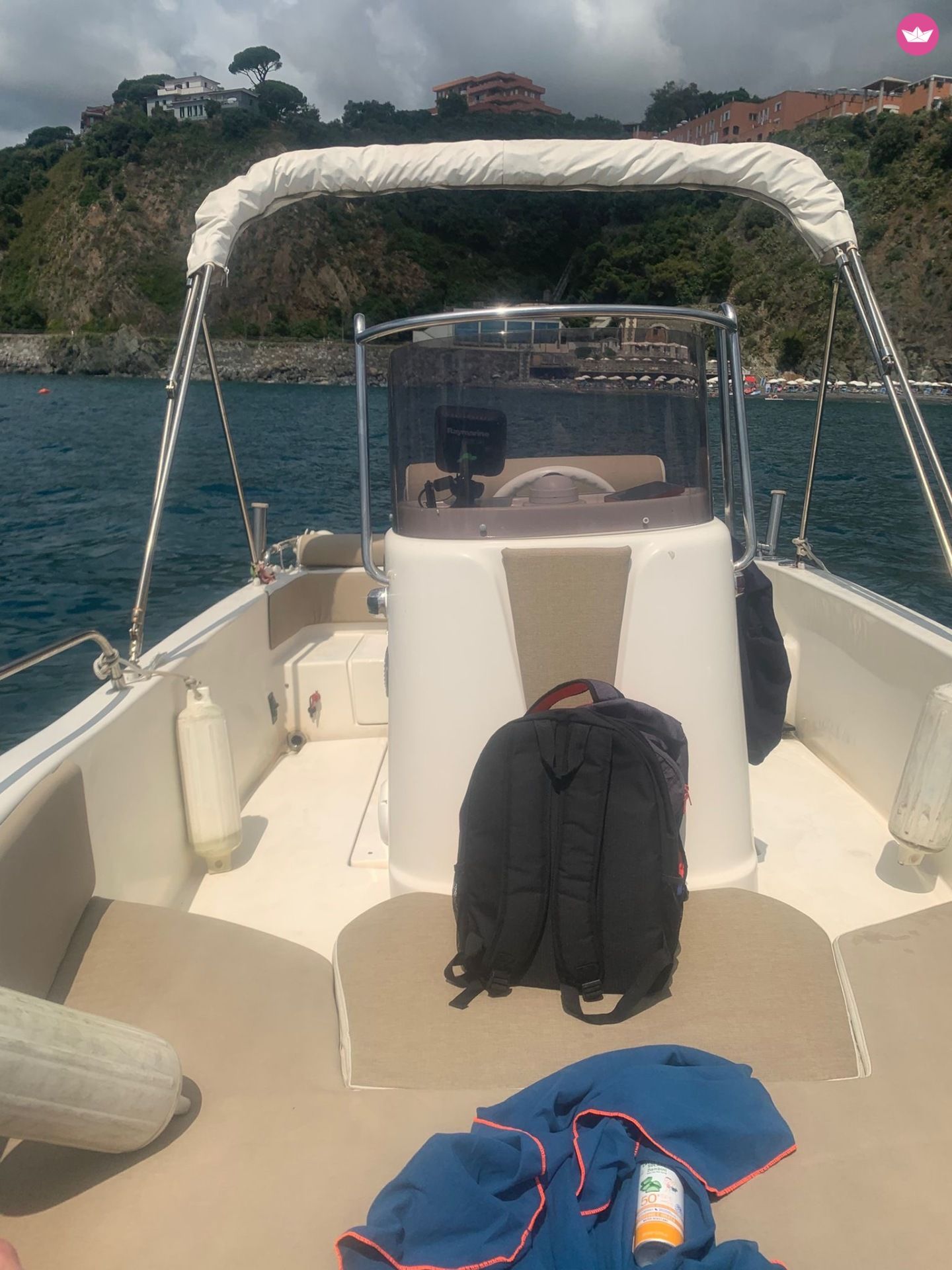 Bateau sans permis Ferrario Nautica di Ferrario Angelo Winnebago 19 40cv 4