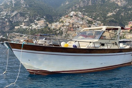 Charter Motorboat Di Luccia Sirio 33 Positano