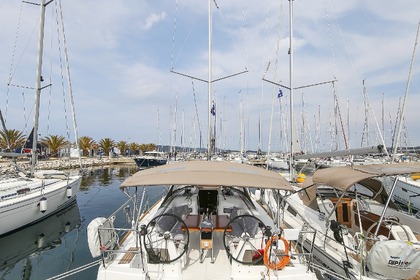 Miete Segelboot Jeanneau Sun Odyssey 349 Marina Hramina