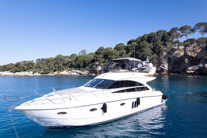 Location Yacht à moteur Princess 54 fly Juan les Pins
