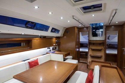 Charter Beneteau Oceanis 50