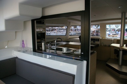 Hyra båt Katamaran Catana Bali 4.5 - 4 + 2 cab. Dubrovnik