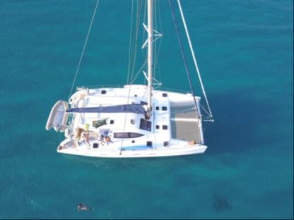 Charter Catamaran Nautitech 47 Pategán