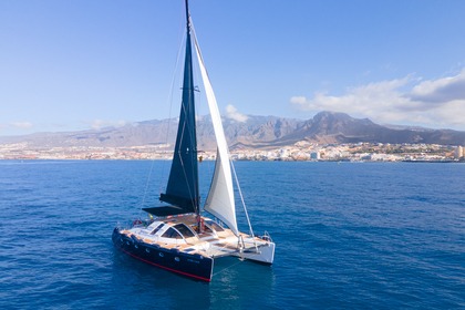 Verhuur Catamaran Kennex Legendary 445 Costa Adeje