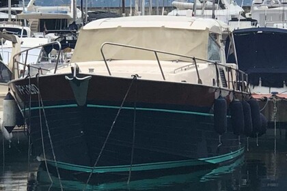 Rental Motorboat Apreamare 11 Cabin Beaulieu