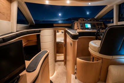 Hyra båt Motorbåt Astondoa 44 Marbella
