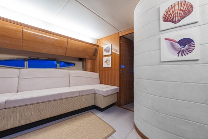 Azimut Atlantis 55''