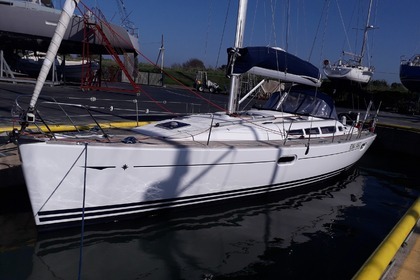 sailboat charter