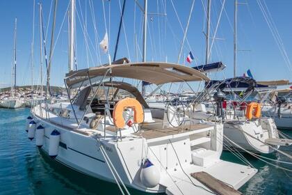 Hyra båt Segelbåt Dufour Yachts Dufour 460 GL Trogir